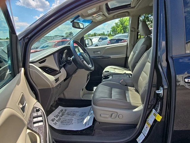 2016 Toyota Sienna XLE Premium