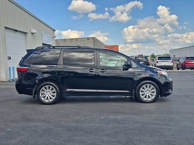 2016 Toyota Sienna XLE Premium