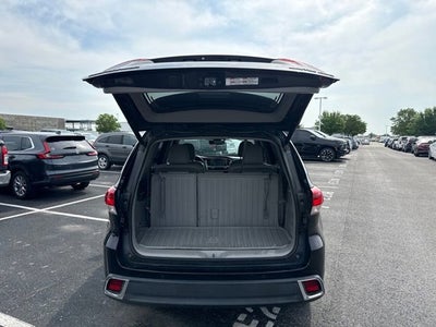 2018 Toyota Highlander Limited Platinum