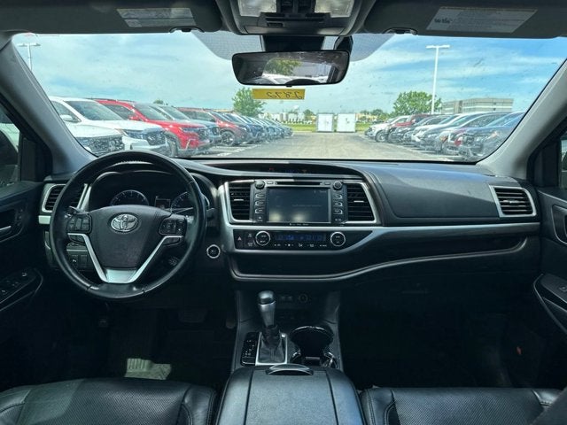 2018 Toyota Highlander Limited Platinum