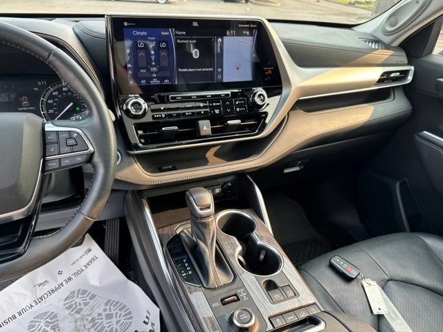 2021 Toyota Highlander Platinum