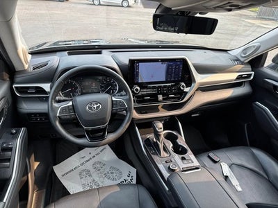 2021 Toyota Highlander Platinum