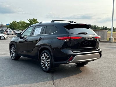 2021 Toyota Highlander Platinum