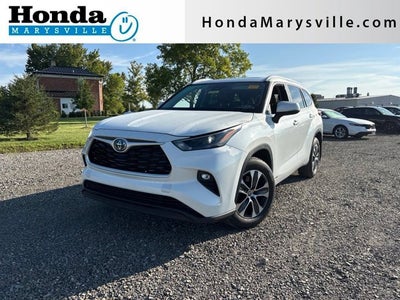 2022 Toyota Highlander Hybrid XLE