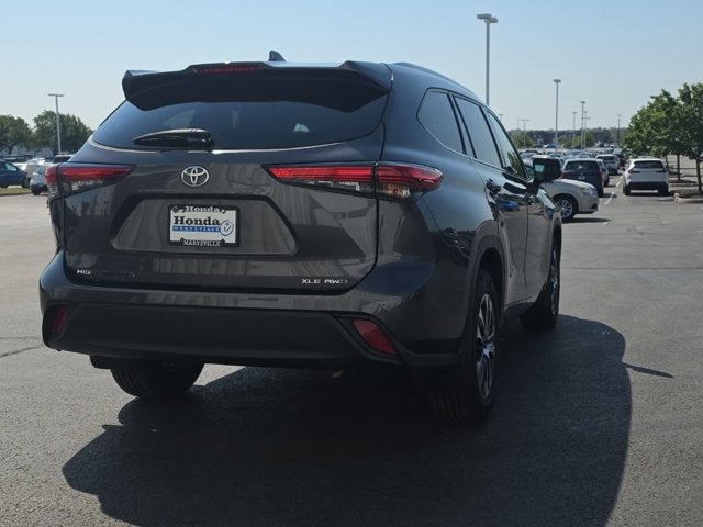 2022 Toyota Highlander XLE