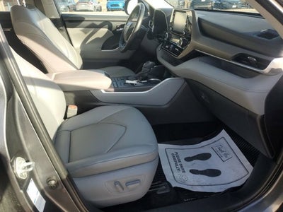 2020 Toyota Highlander XLE