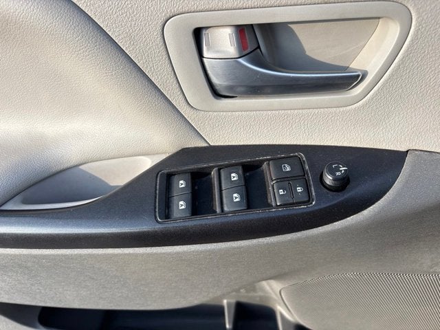 2019 Toyota Sienna LE