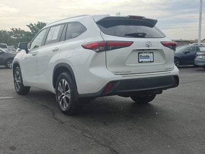 2023 Toyota Highlander XLE