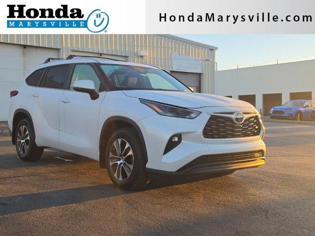 2024 Toyota Highlander XLE