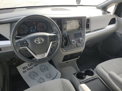 2015 Toyota Sienna LE