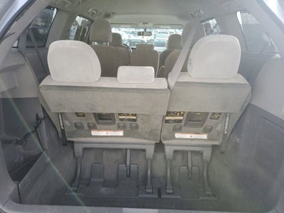 2015 Toyota Sienna LE
