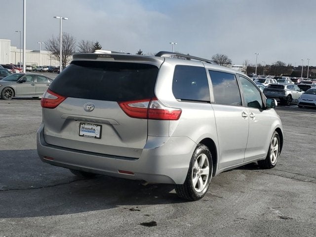2015 Toyota Sienna LE