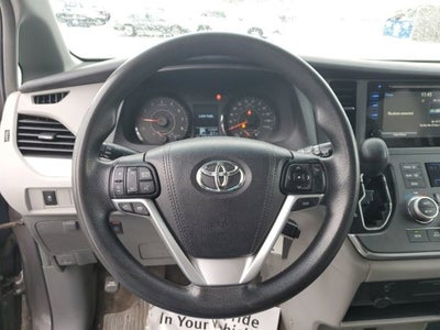 2015 Toyota Sienna LE