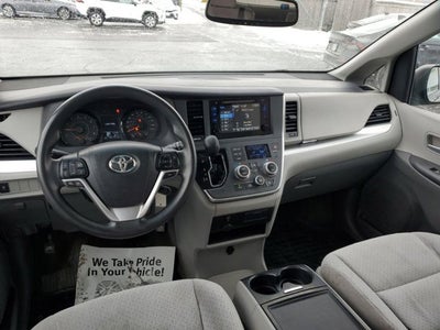 2015 Toyota Sienna LE