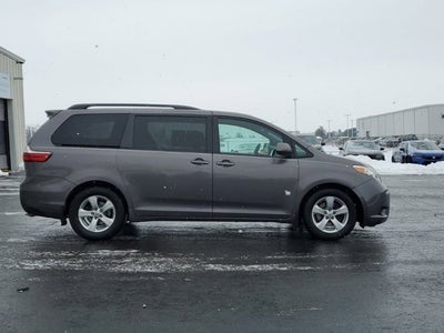 2015 Toyota Sienna LE