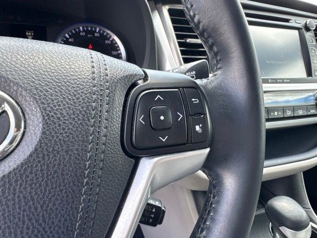 2016 Toyota Highlander XLE V6