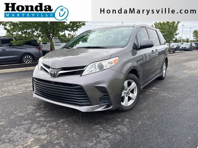 2019 Toyota Sienna LE