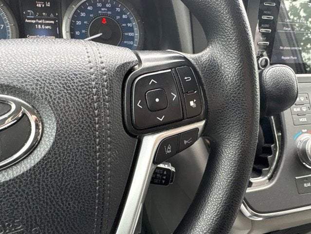 2019 Toyota Sienna LE