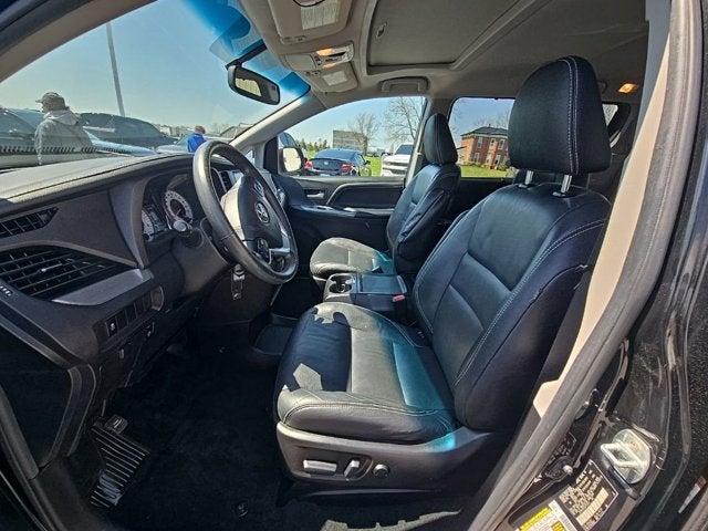 2016 Toyota Sienna SE