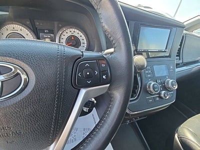 2016 Toyota Sienna SE