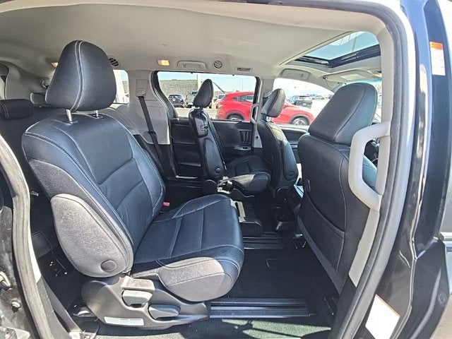 2016 Toyota Sienna SE