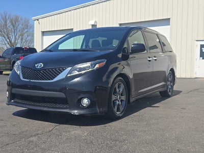 2016 Toyota Sienna SE