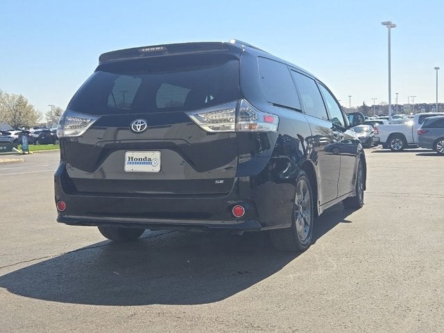 2016 Toyota Sienna SE