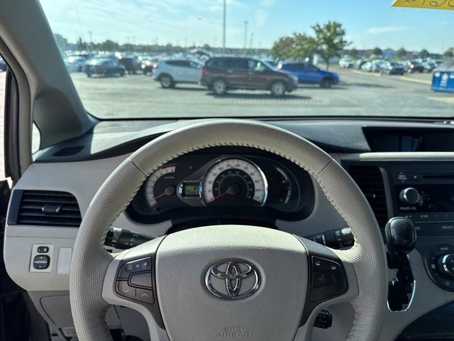 2011 Toyota Sienna SE