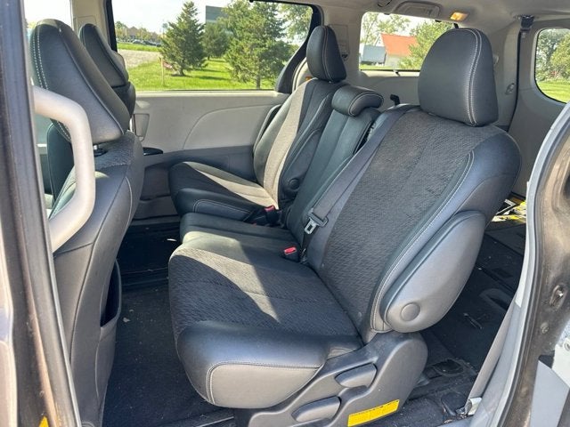 2011 Toyota Sienna SE
