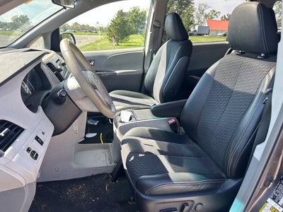 2011 Toyota Sienna SE