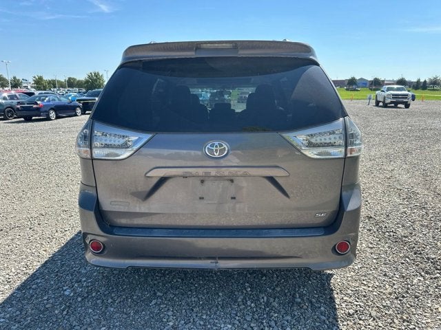 2011 Toyota Sienna SE