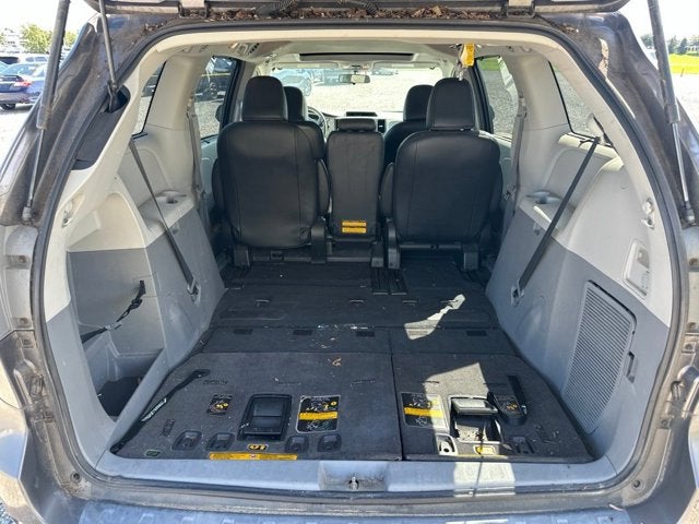 2011 Toyota Sienna SE