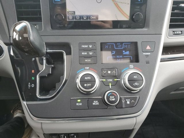 2015 Toyota Sienna XLE Premium