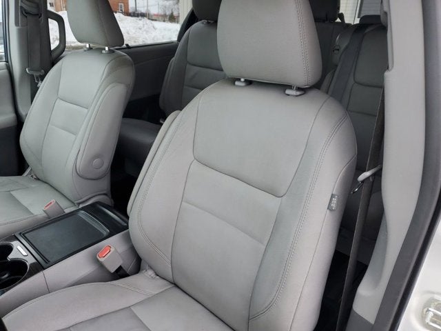 2015 Toyota Sienna XLE Premium