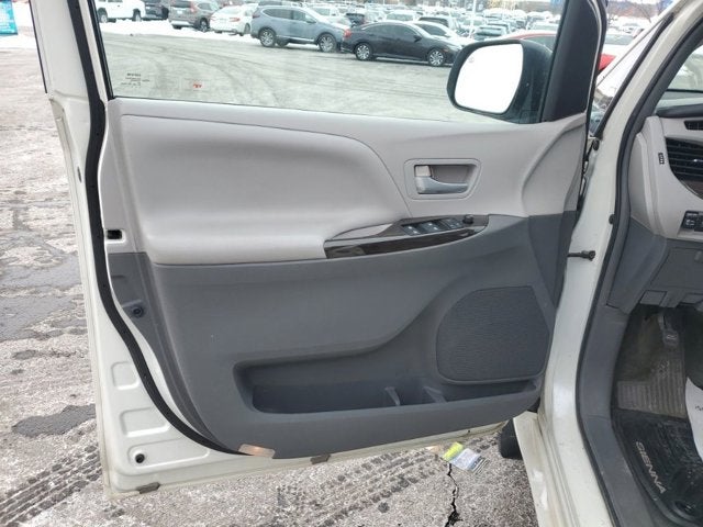 2015 Toyota Sienna XLE Premium