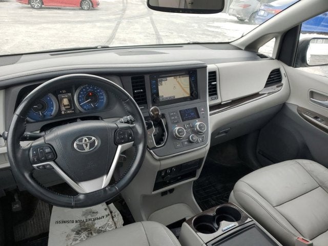 2015 Toyota Sienna XLE Premium