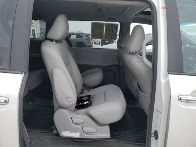 2015 Toyota Sienna XLE Premium