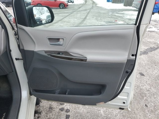 2015 Toyota Sienna XLE Premium