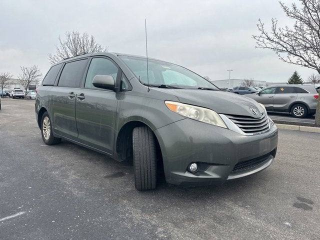 2012 Toyota Sienna XLE