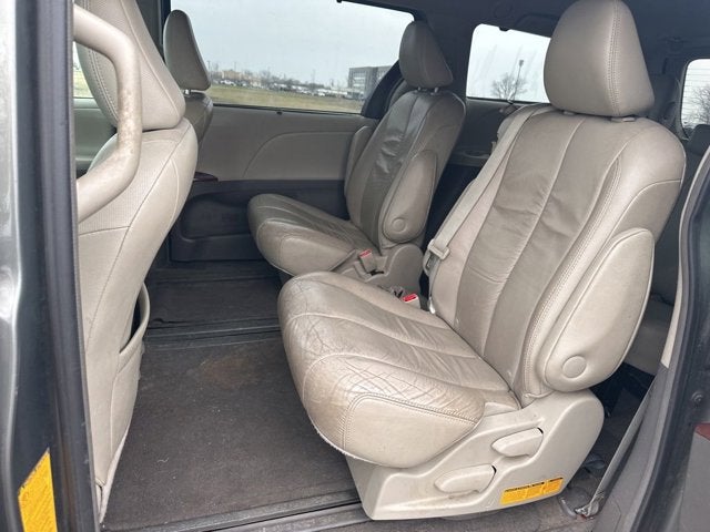 2012 Toyota Sienna XLE