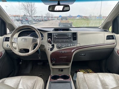 2012 Toyota Sienna XLE