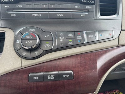 2012 Toyota Sienna XLE