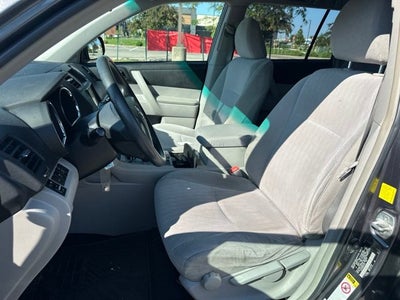 2011 Toyota Highlander Base