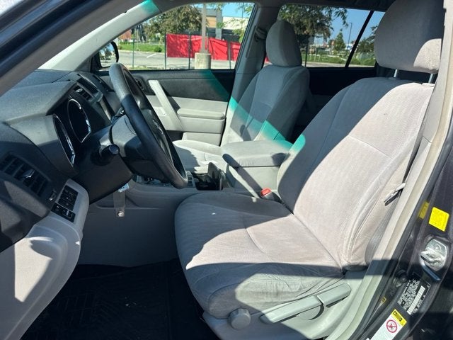 2011 Toyota Highlander Base