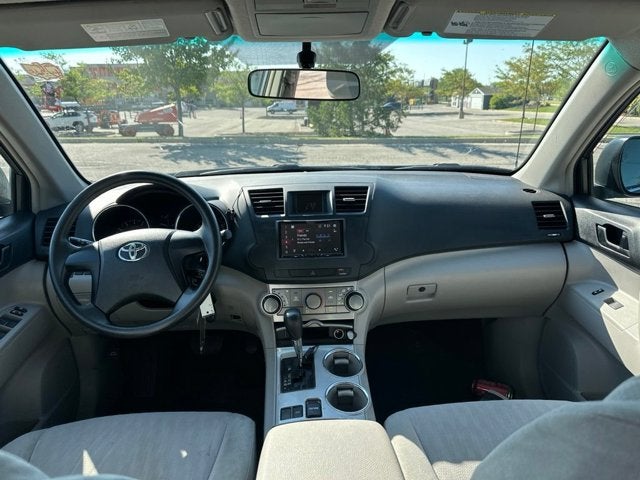 2011 Toyota Highlander Base