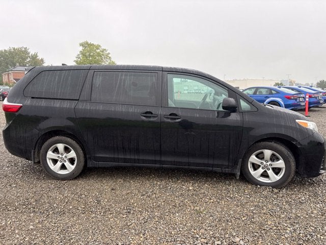 2020 Toyota Sienna L