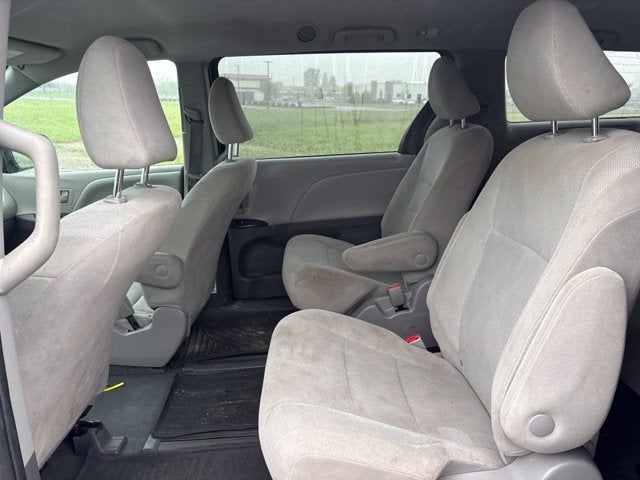 2020 Toyota Sienna L