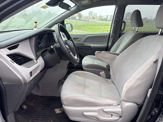 2020 Toyota Sienna L