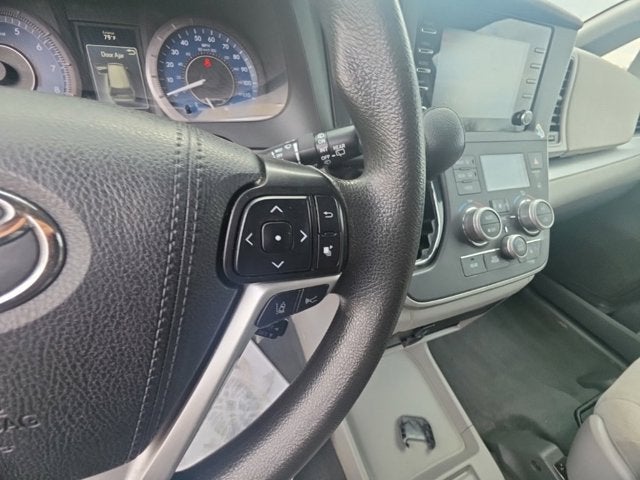 2020 Toyota Sienna L