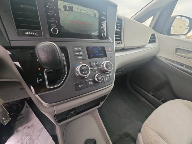 2020 Toyota Sienna L